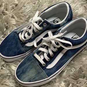 BRAND NEW VANS